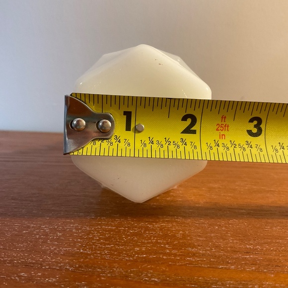 Vintage Milk Glass Geometric Pattern Bud Vase 8.5โ - Picture 14 of 14